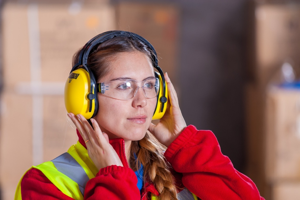 Bruit au travail - Pourquoi porter des protections auditives ? - Protac by  Prodways